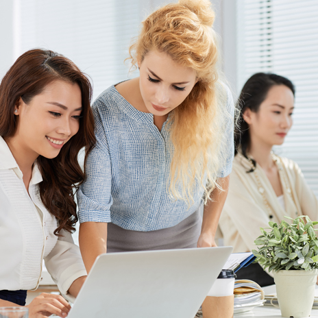 La mesa y el soporte